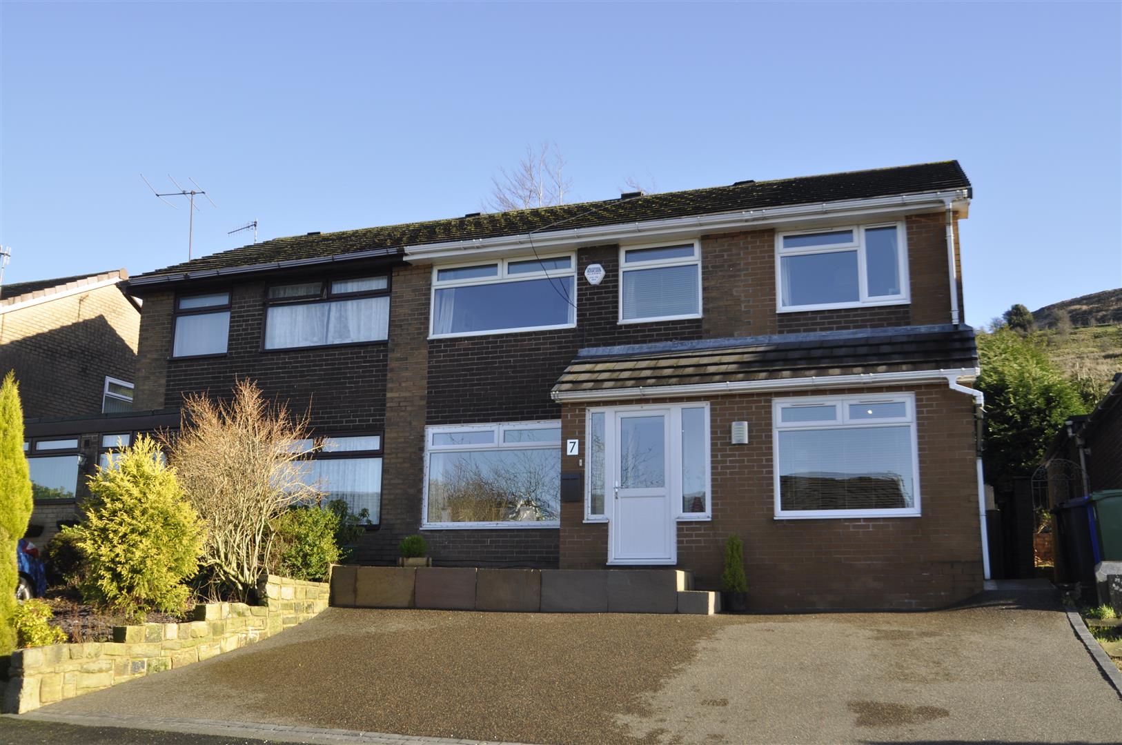 Local Estate Agent Mossley Houses for Sale in Mossley
